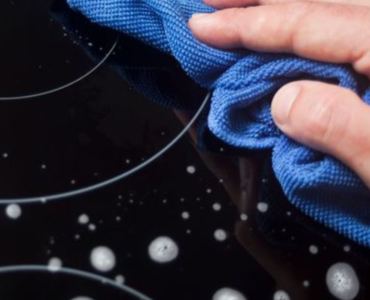 Blue Yellow Minimalist Cleaning Service Instagram Story (Blog Banner) (1)